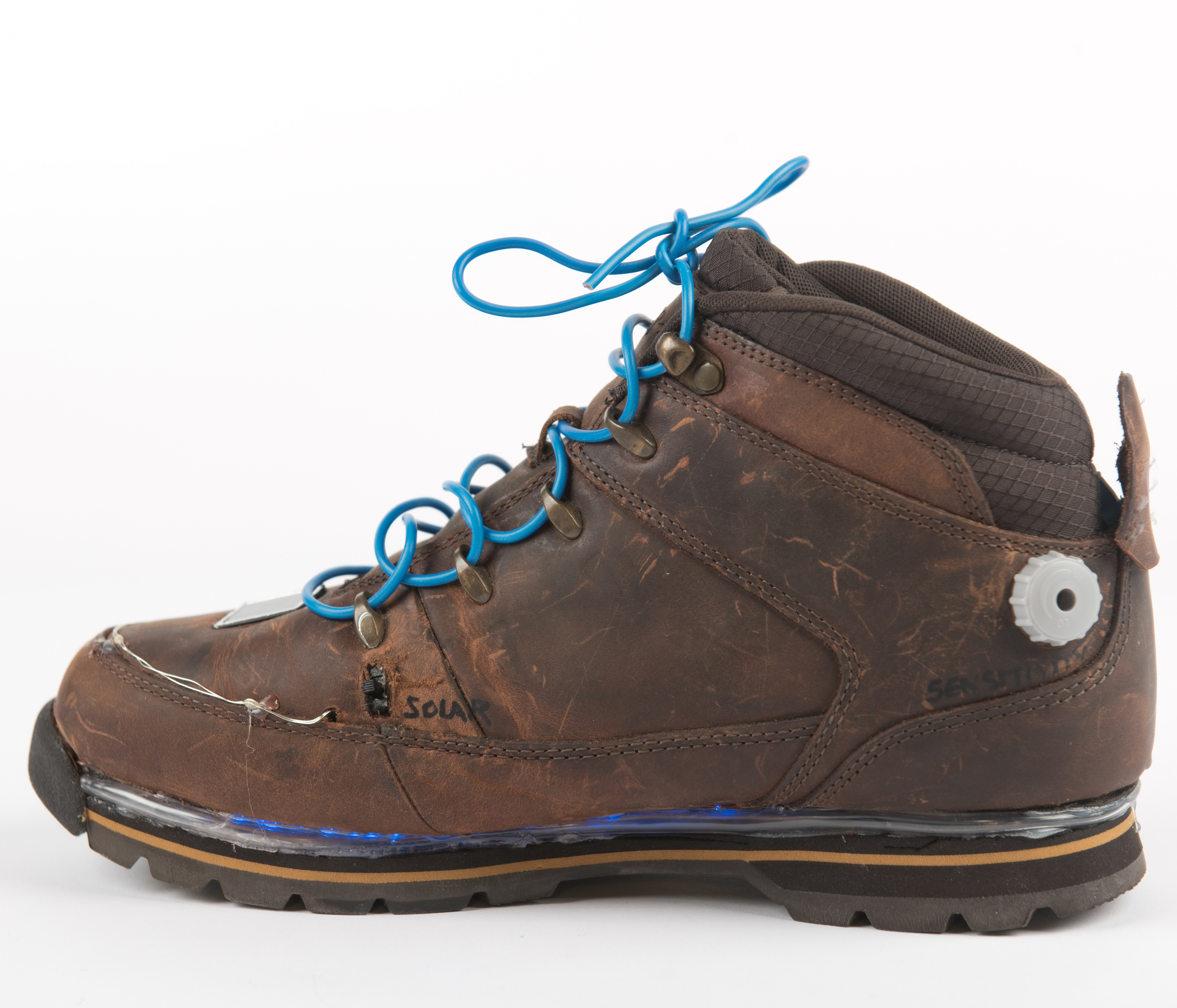 Metal detector hotsell steel toe boots